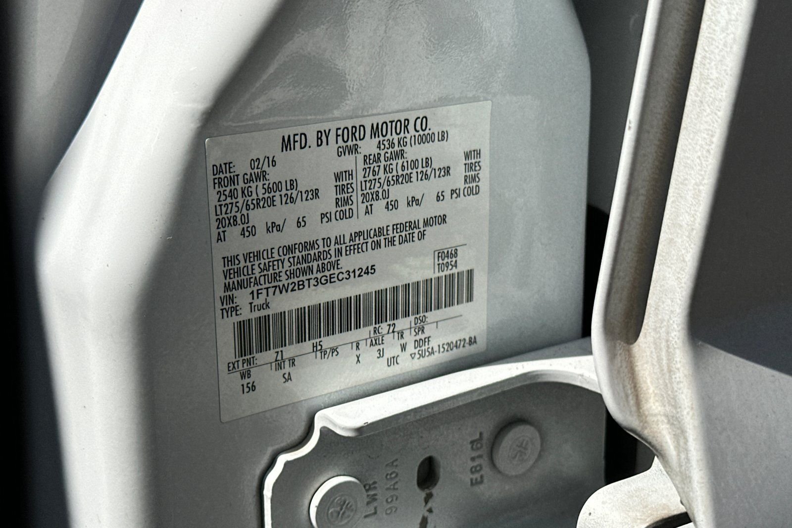 Used 2016 White Ford King Ranch image 31