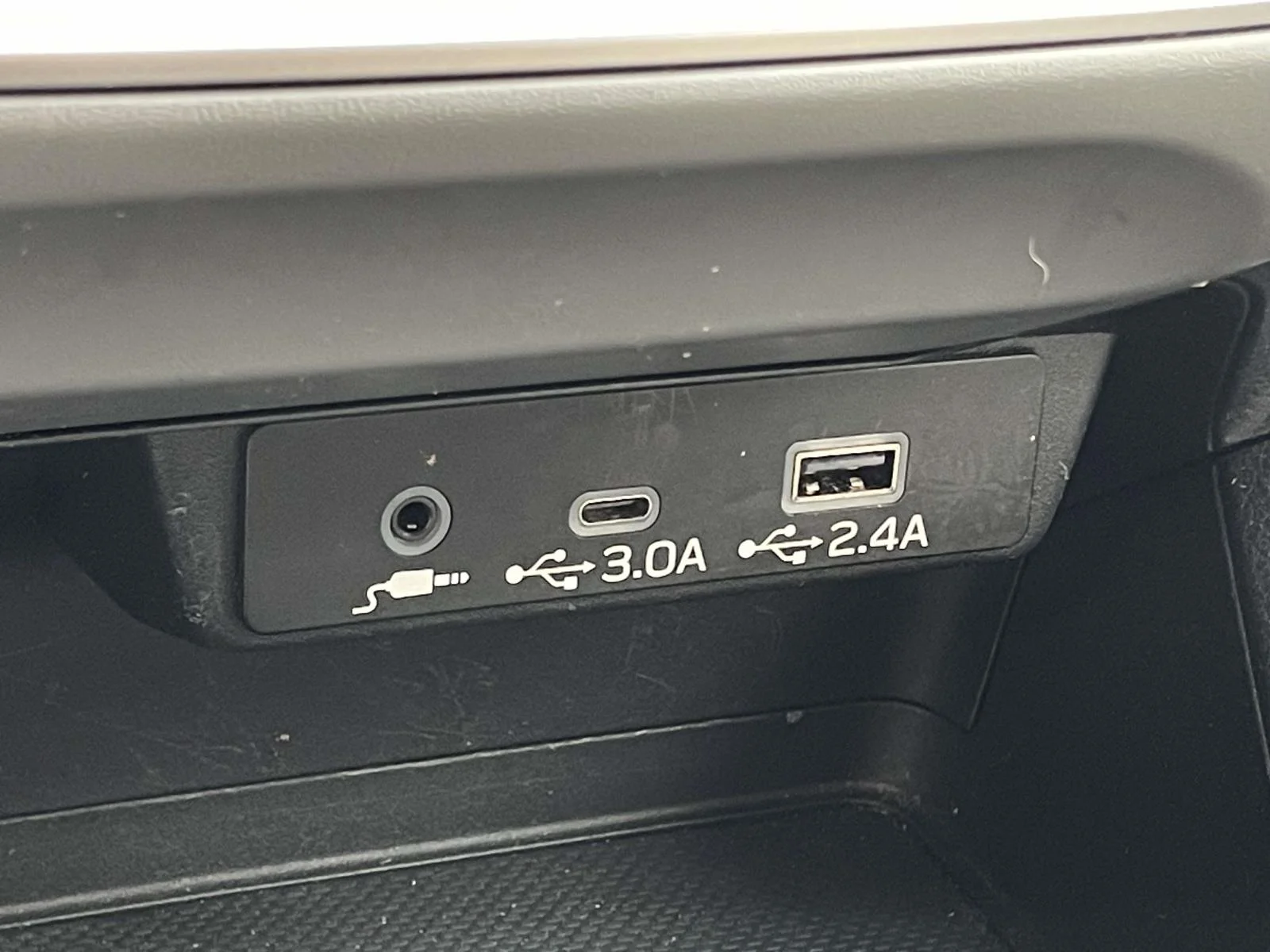 Used 2024 Crystal White Pearl Subaru Premium image 18