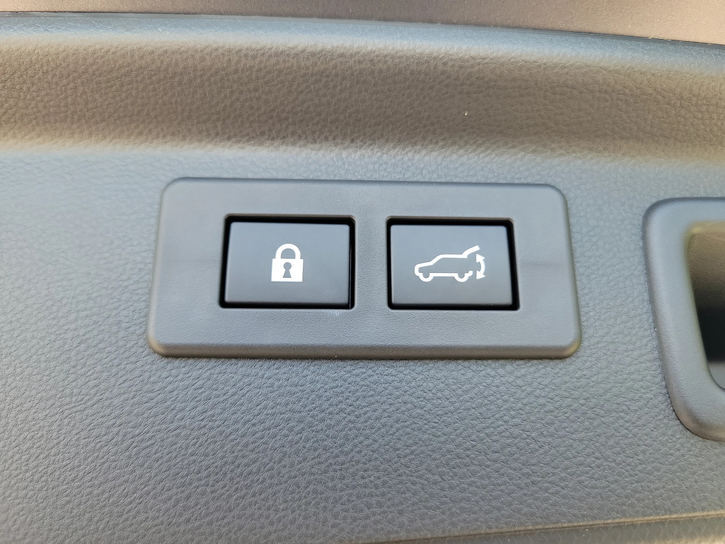 Used 2024 Magnetite Gray Metallic Subaru Limited image 14