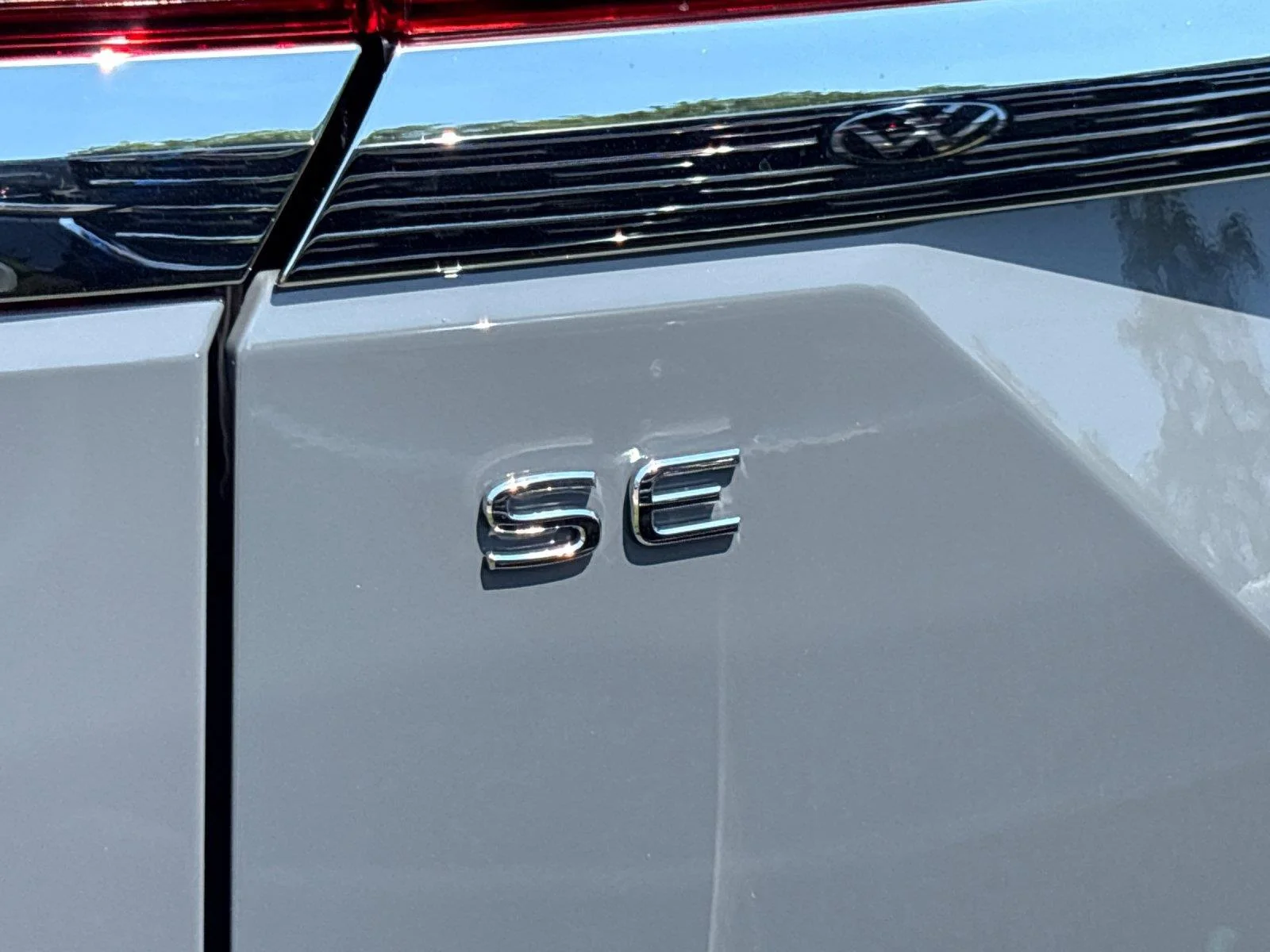 New 2026 Pure Gray Volkswagen 2.0T SE w/Technology image 11