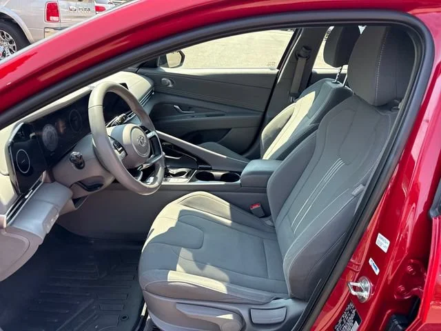 Used 2023 Scarlet Red Pearl Hyundai SEL image 15