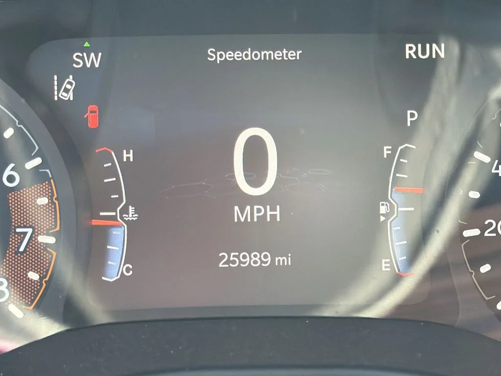 Certified Used 2023 Silver Jeep Latitude Lux image 10