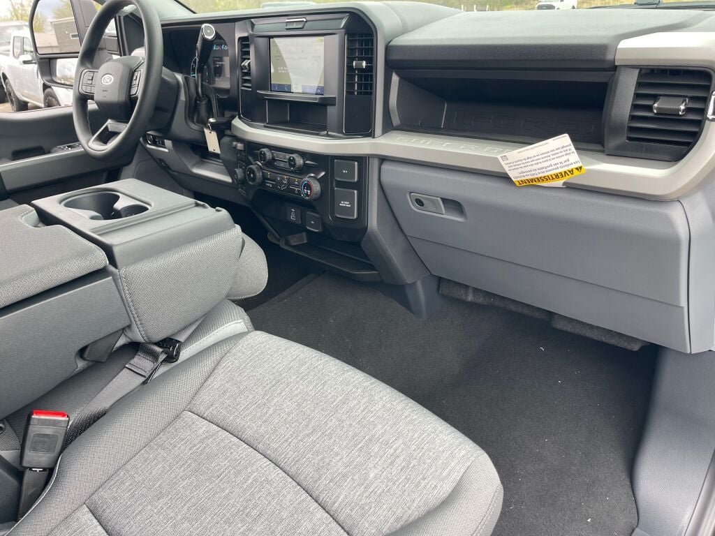 New 2026 Oxford White Ford XL image 20