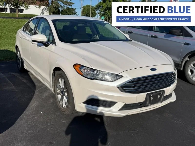 2017 Ford Fusion SE FWD's photo