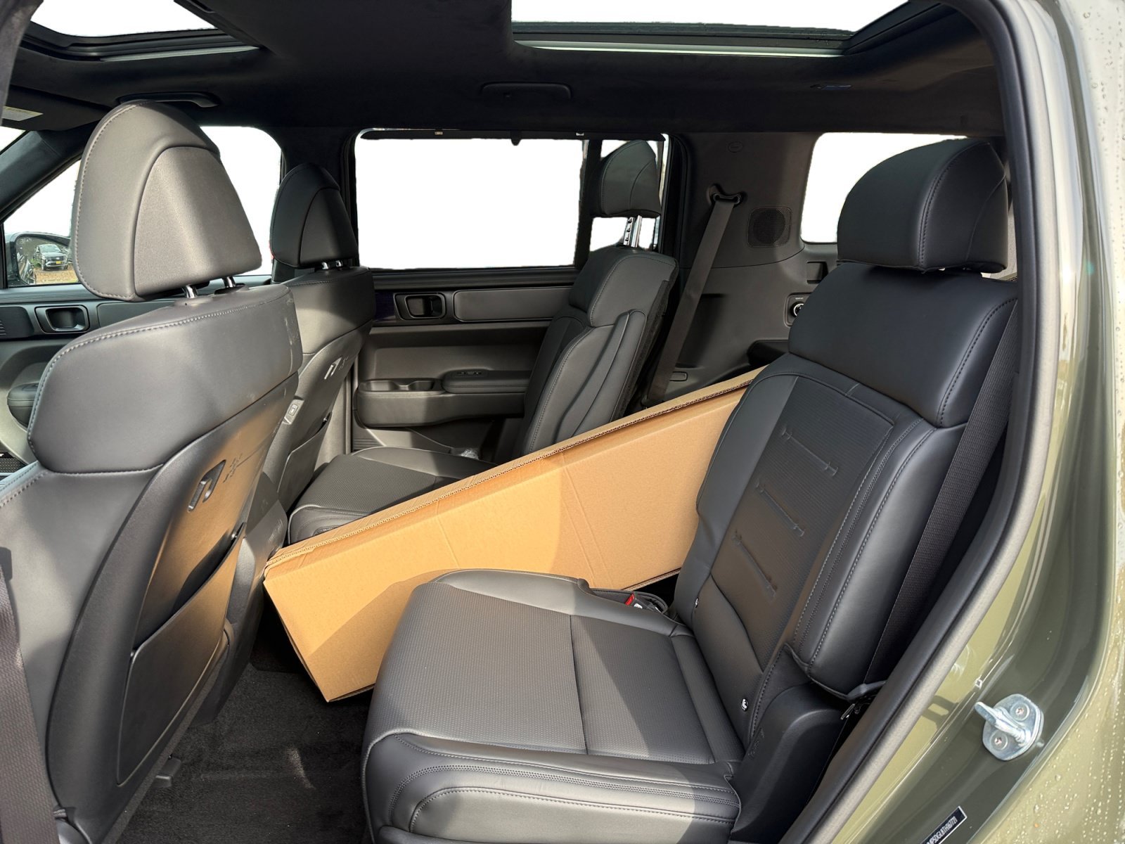 New 2026 Rockwood Green Hyundai Calligraphy AWD image 16