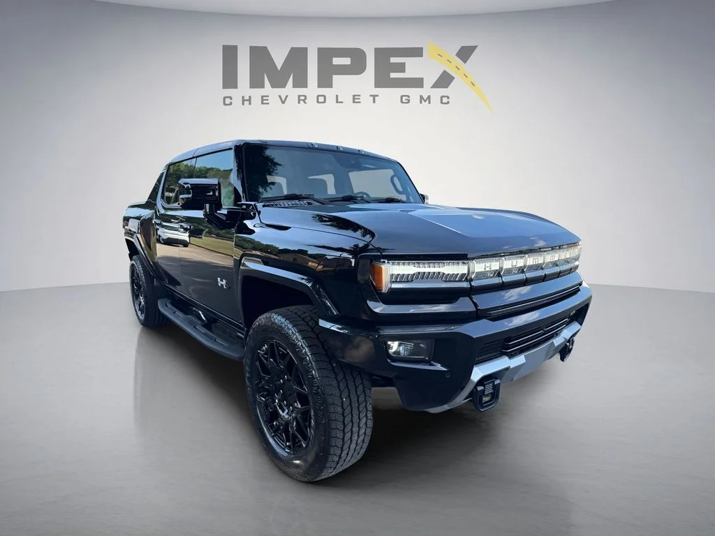Used 2025 Black GMC 2X image 7