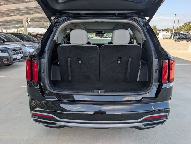 Used 2021 Black Kia SX image 28