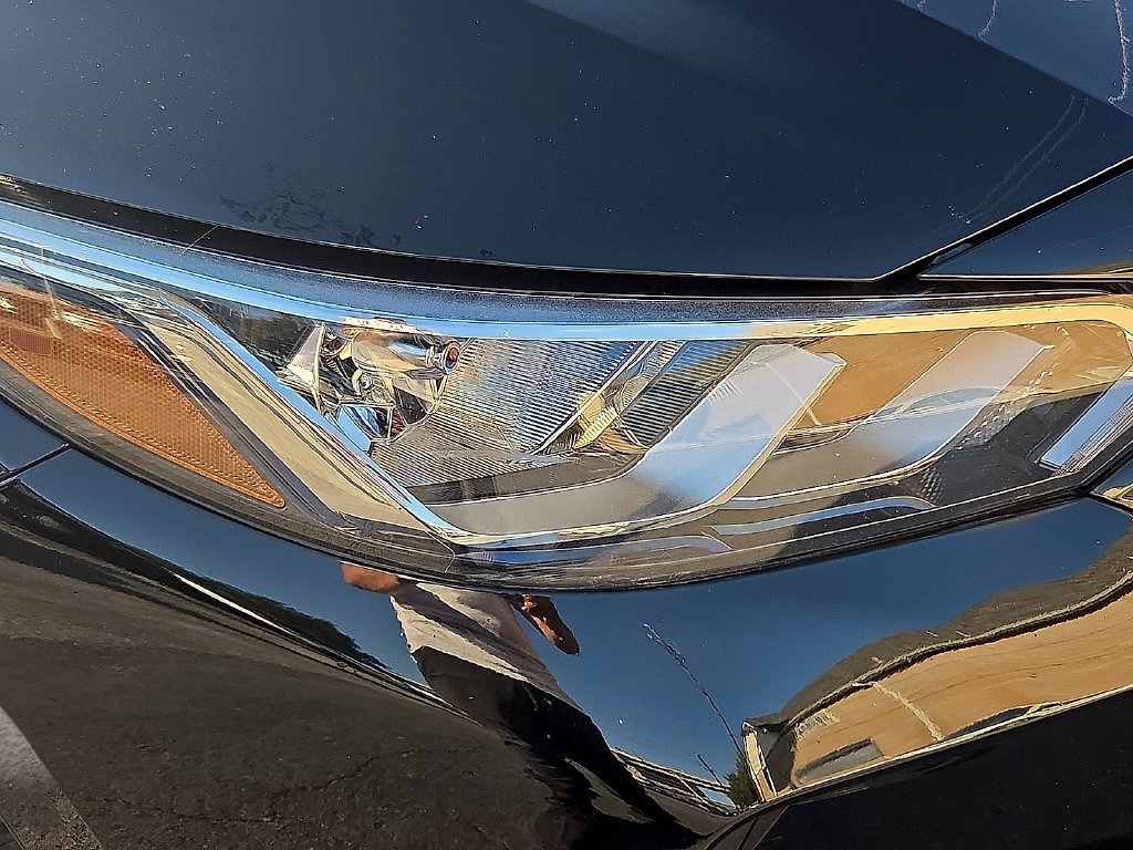 Used 2023 Black Nissan SV image 7