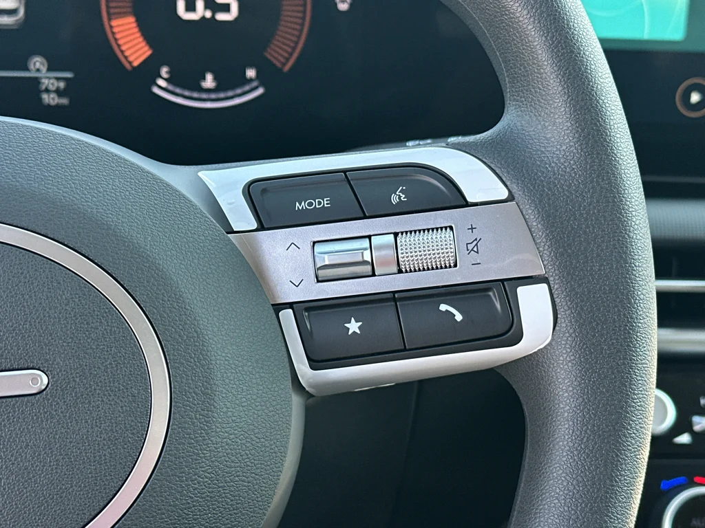 New 2026 Ecotronic Gray Hyundai SEL Plus image 18