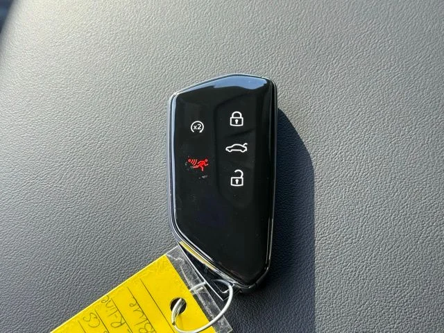 New 2026  Volkswagen 2.0T SEL R-Line Black image 15