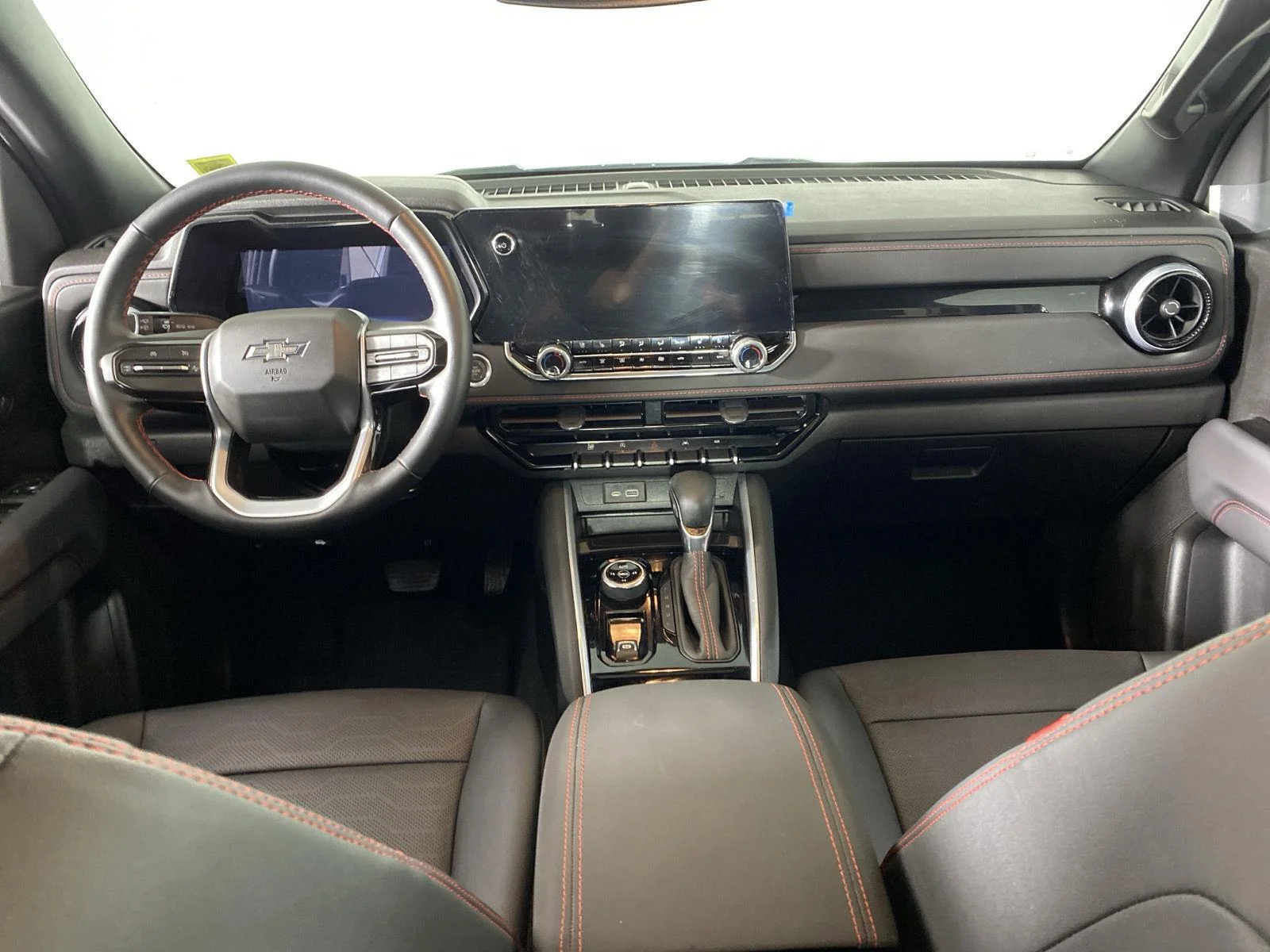Used 2026 Summit White Chevrolet Z71 image 27