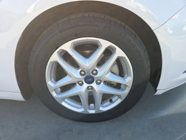 Used 2016 White Ford SE image 13