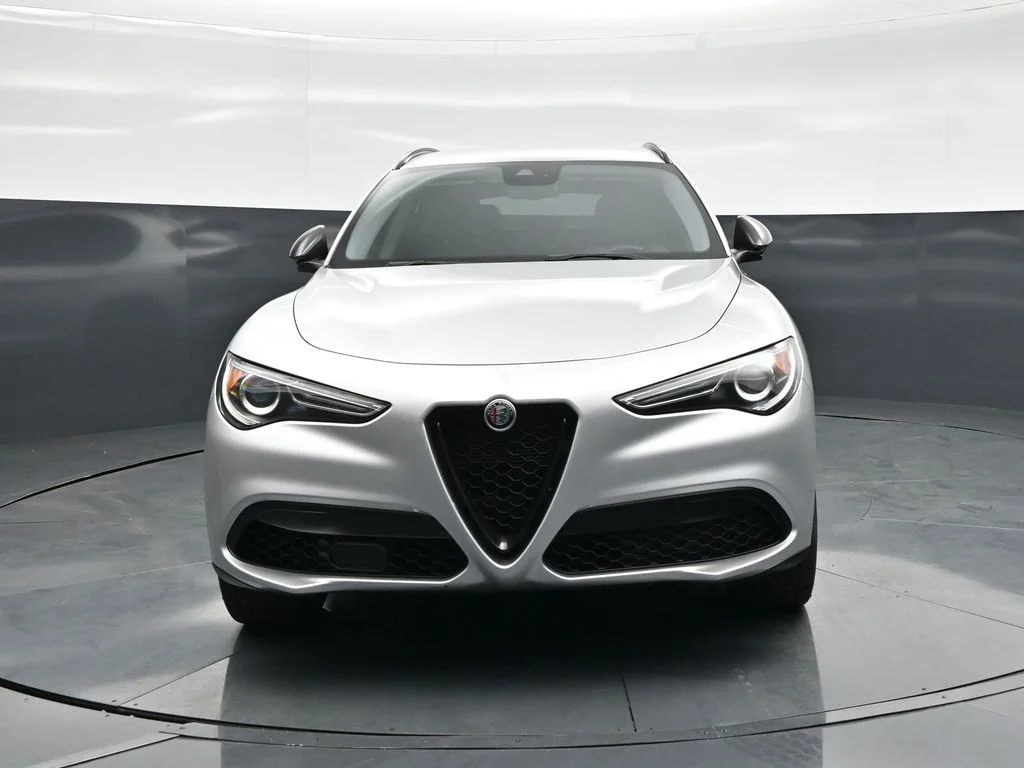 Used 2020 Gray Alfa Romeo Base image 51