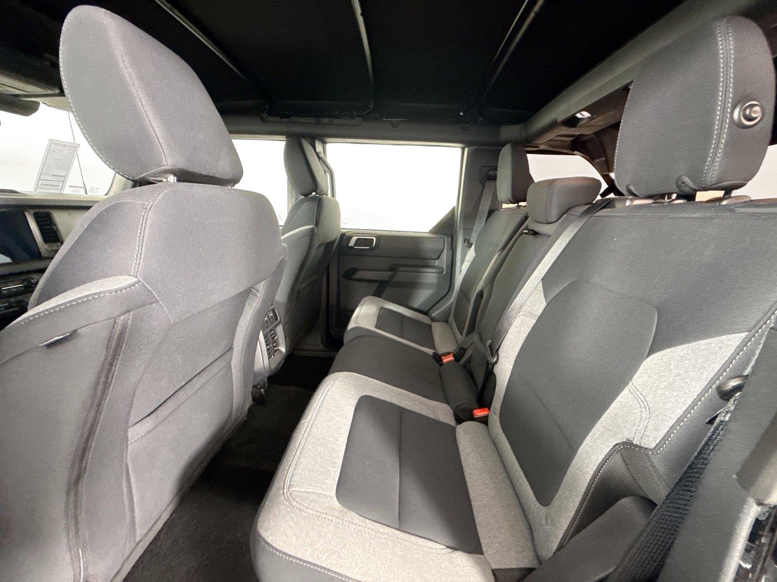 2025 Ford Bronco 4-Door Base - Photo 26