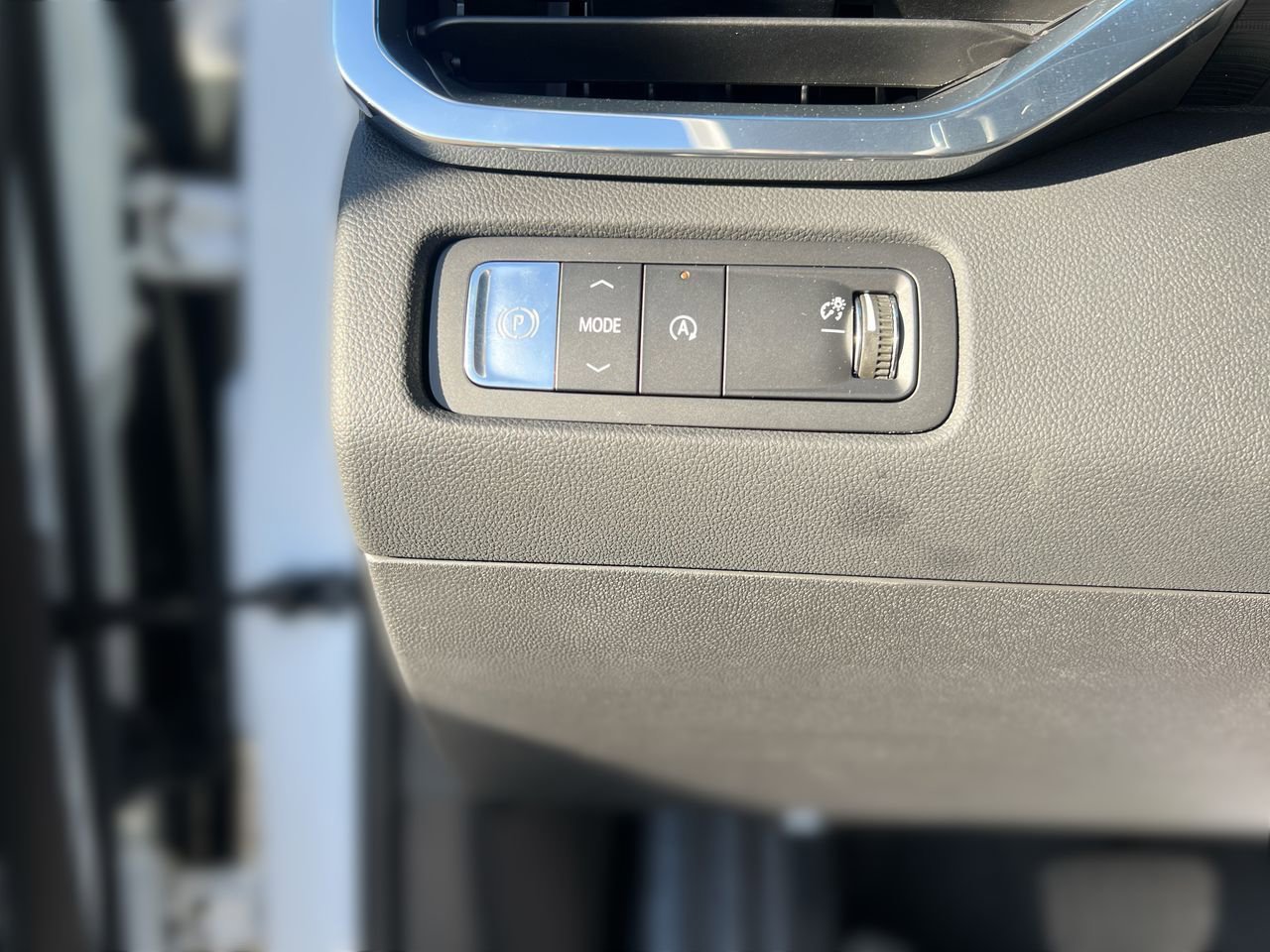 2026 GMC Acadia Elevation - Photo 15