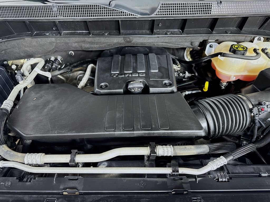 Used 2024 Summit White Chevrolet Custom image 39