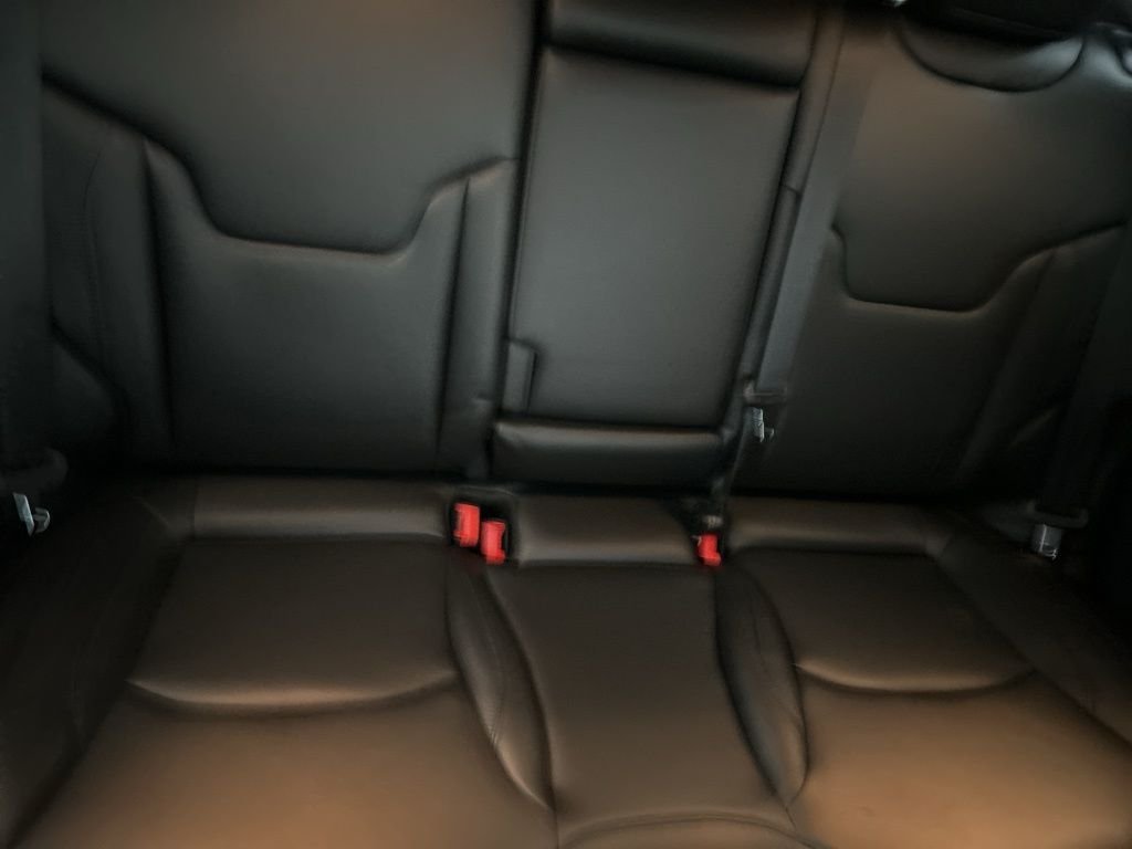 New 2026 Red Hot Pearl-Coat Exterior Paint Jeep Limited image 21