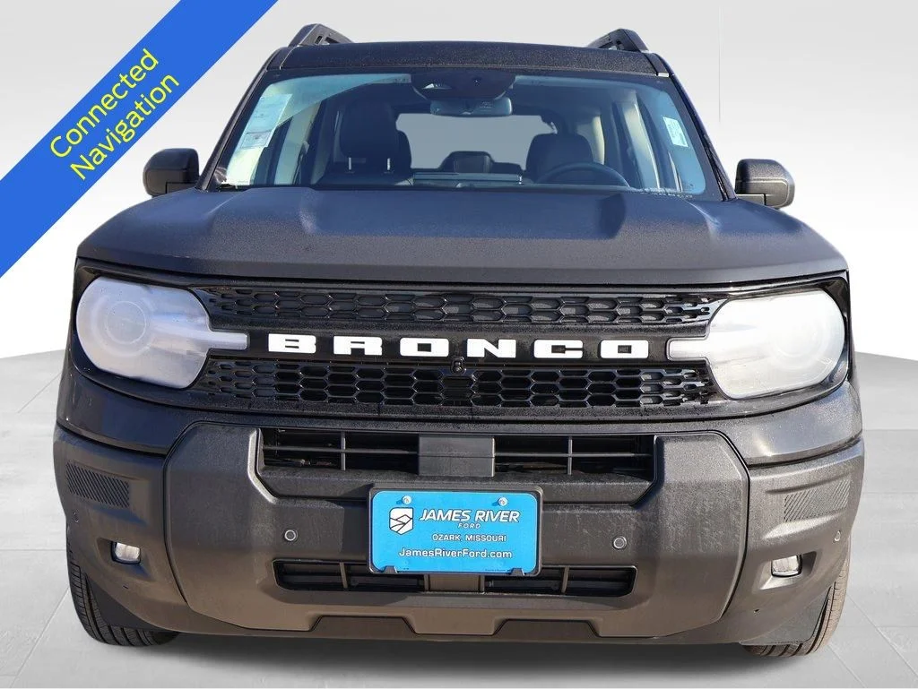 New 2025 Shadow Black Ford Outer Banks® image 7