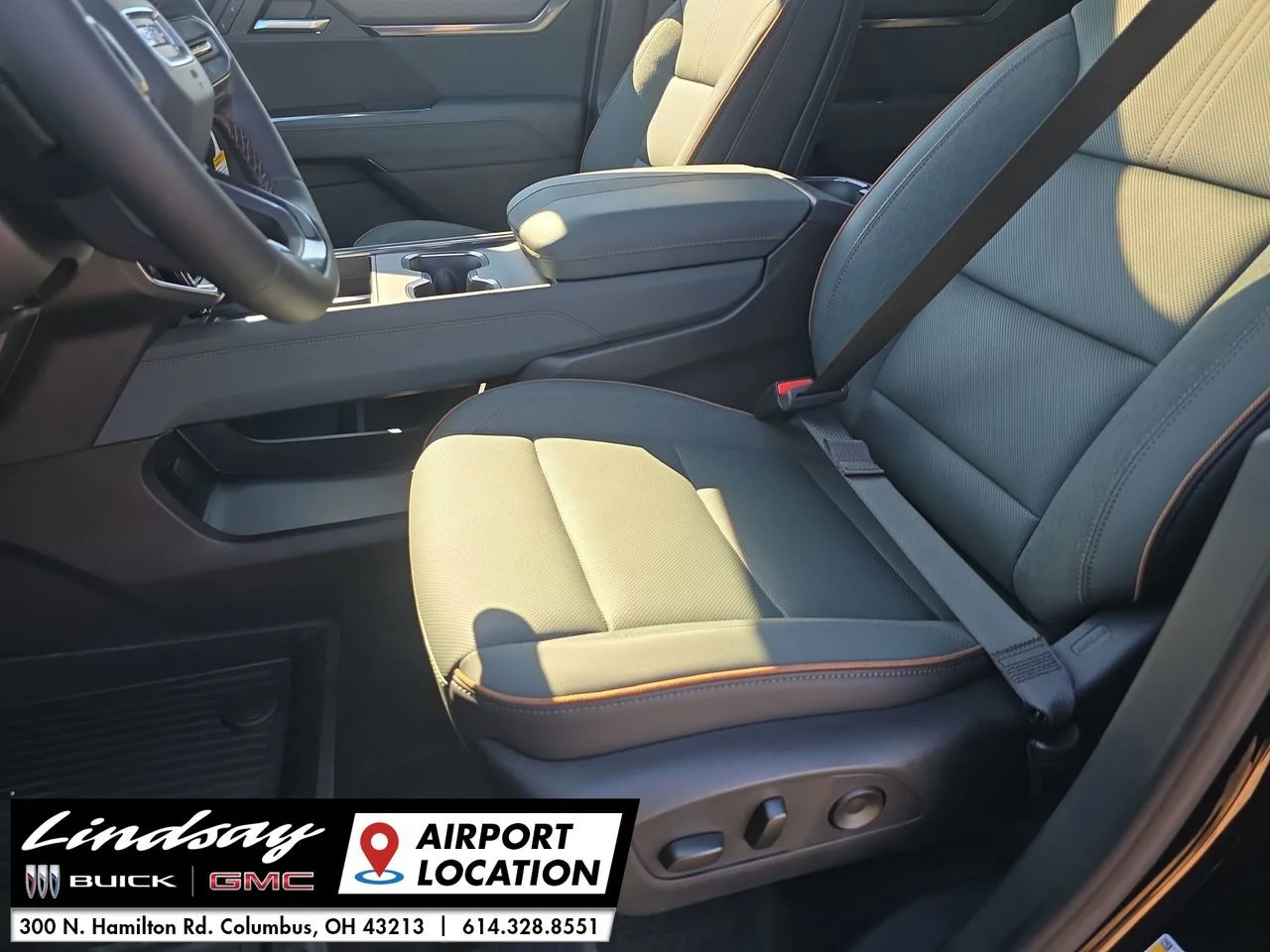 2026 GMC Acadia AT4 - Photo 21