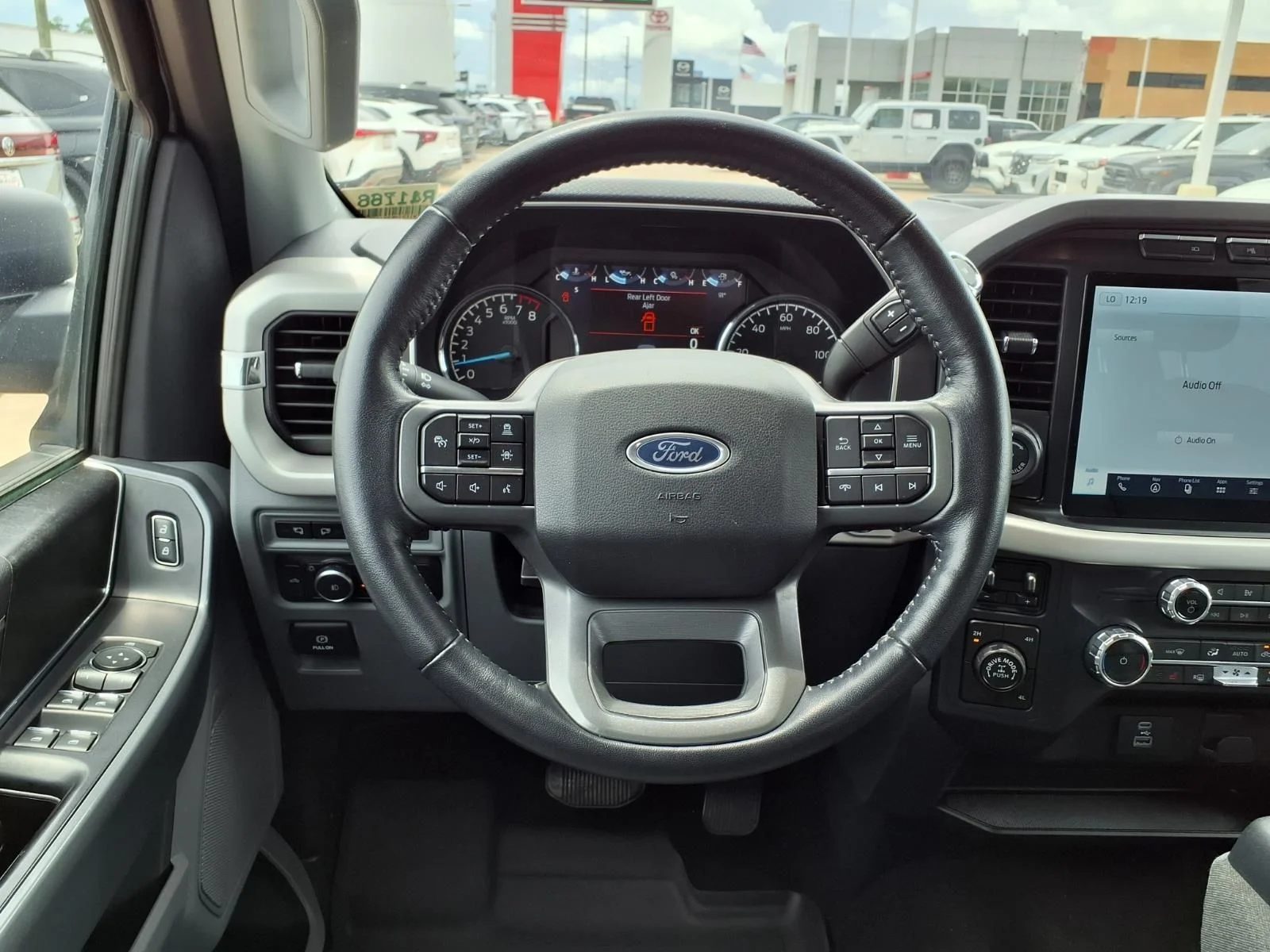 Used 2022 White Ford XLT image 16