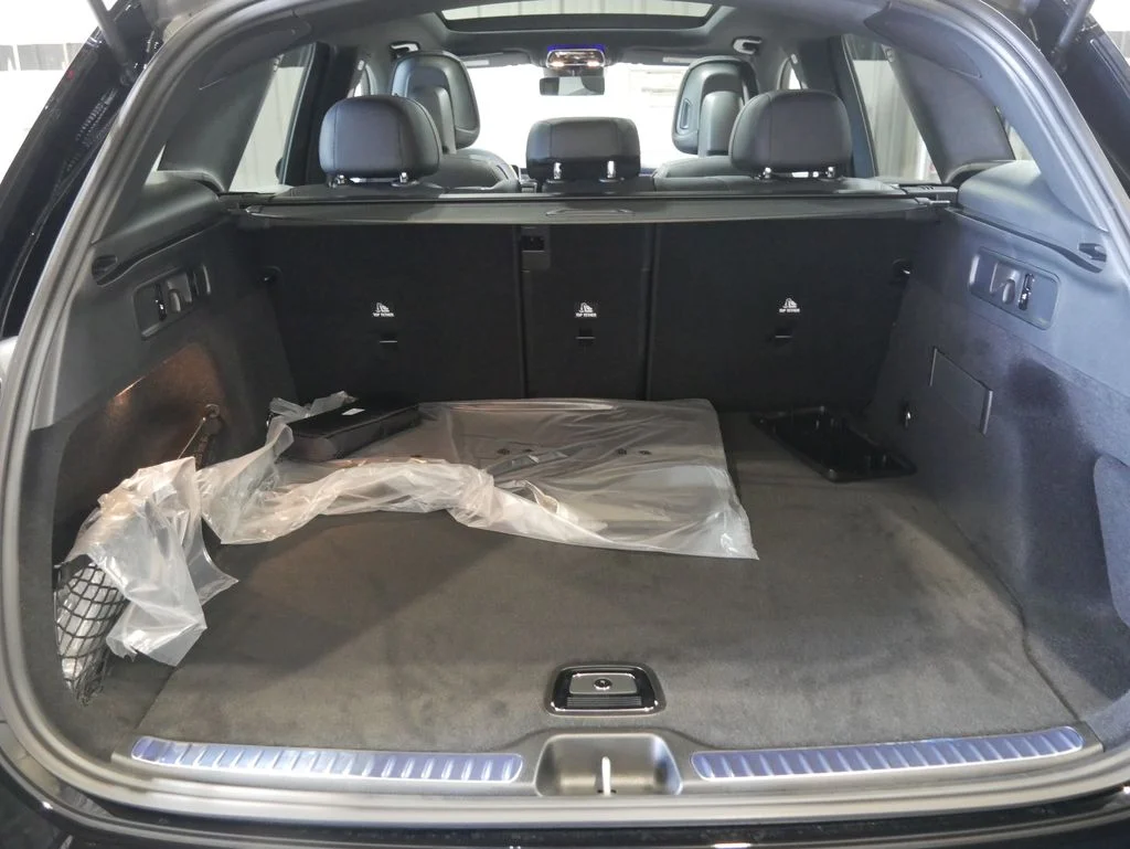 Used 2026 Black Mercedes-Benz GLC 300 image 18
