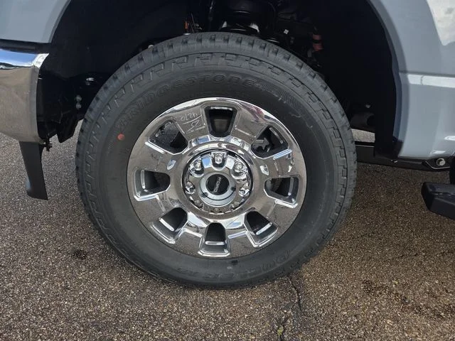 New 2026 Gray Ford Lariat image 21