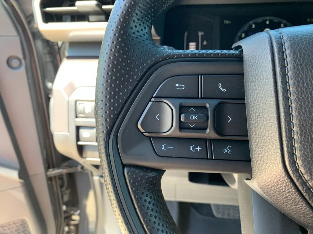 Used 2026  Toyota SR5 image 27