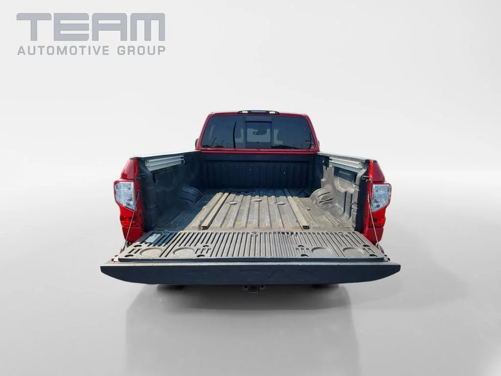Used 2021 Red Nissan SV image 13