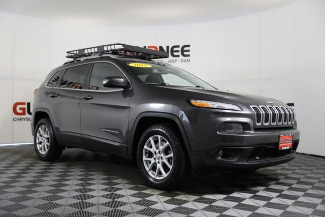 Used 2016 Jeep Cherokee Latitude with VIN 1C4PJMCB9GW340772 for sale in Gurnee, IL