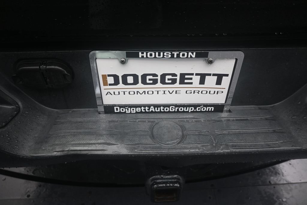 Used 2017 Black Toyota SR5 image 2