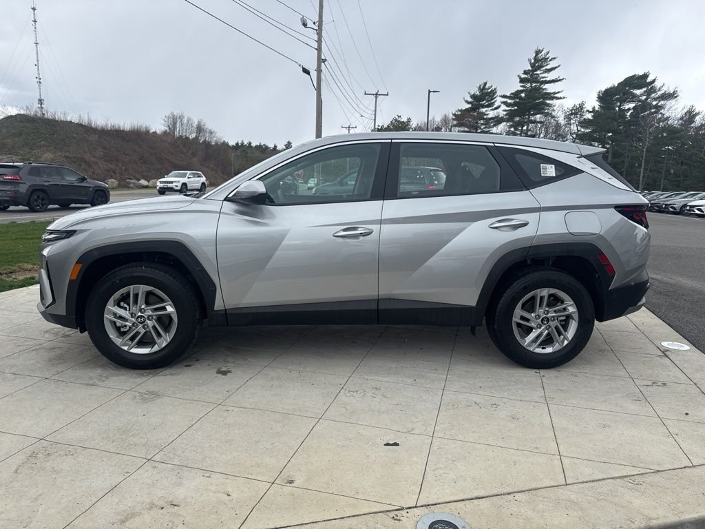 Used 2026 Silver Hyundai SE image 4