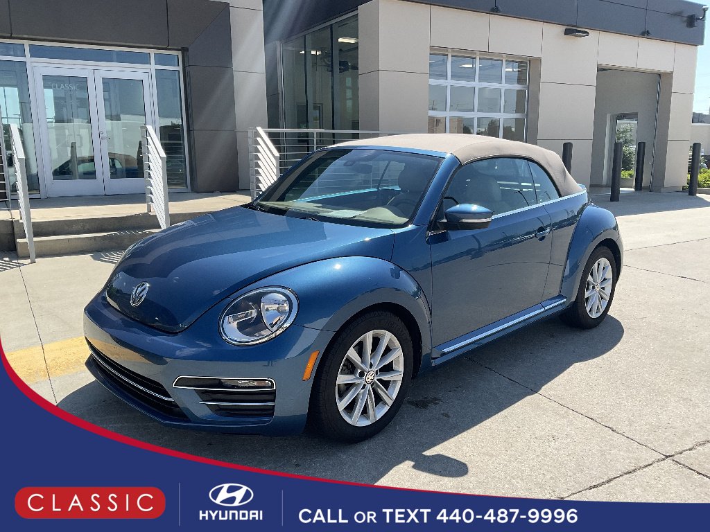 2019 Volkswagen Beetle 2.0T SE Convertible Auto's photo