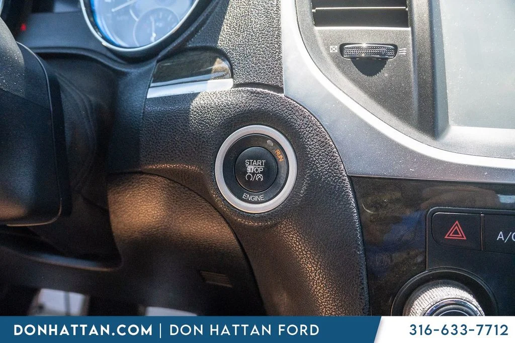 Used 2014 White Chrysler C image 12