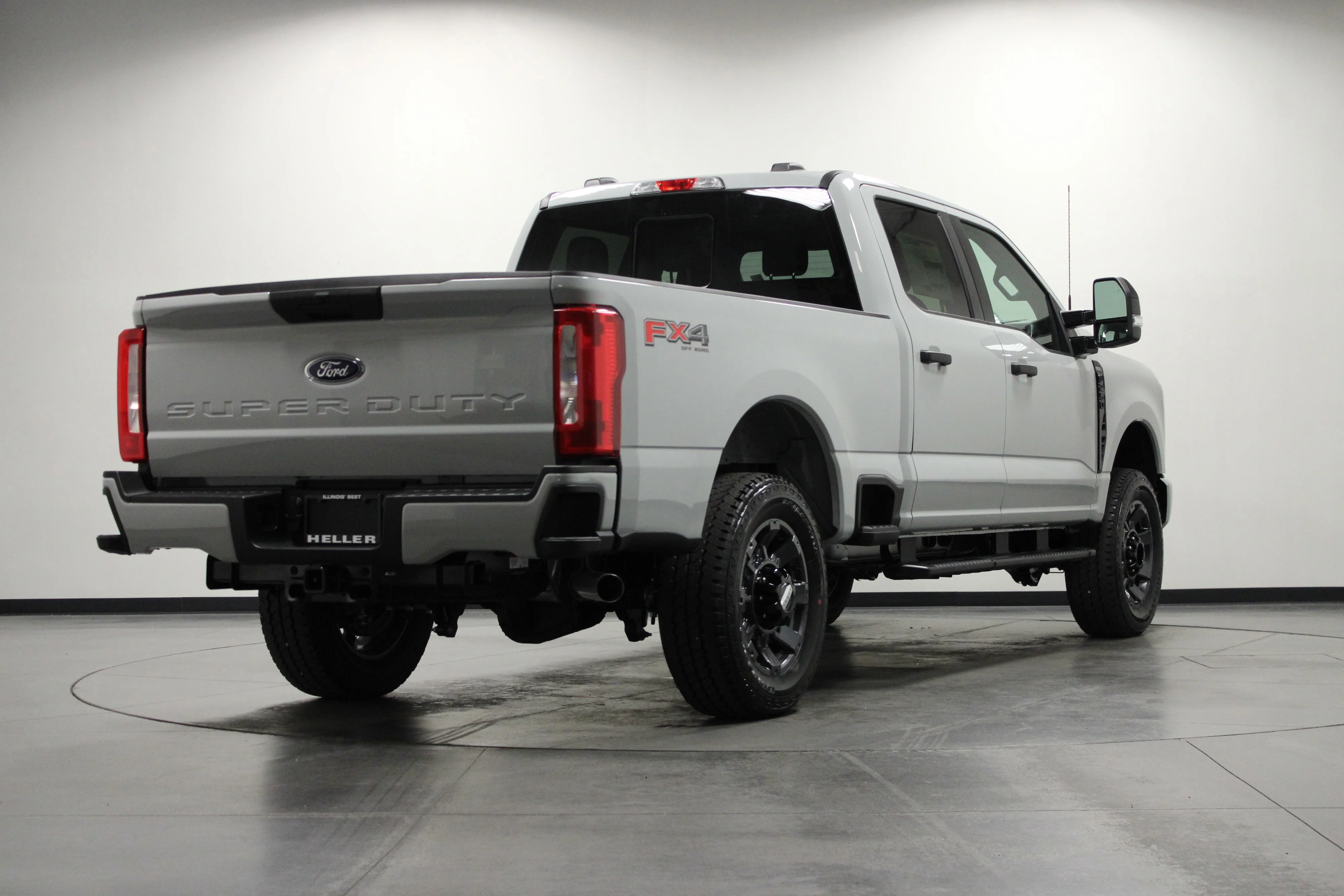 New 2026 Avalanche Ford F-250® XL image 4