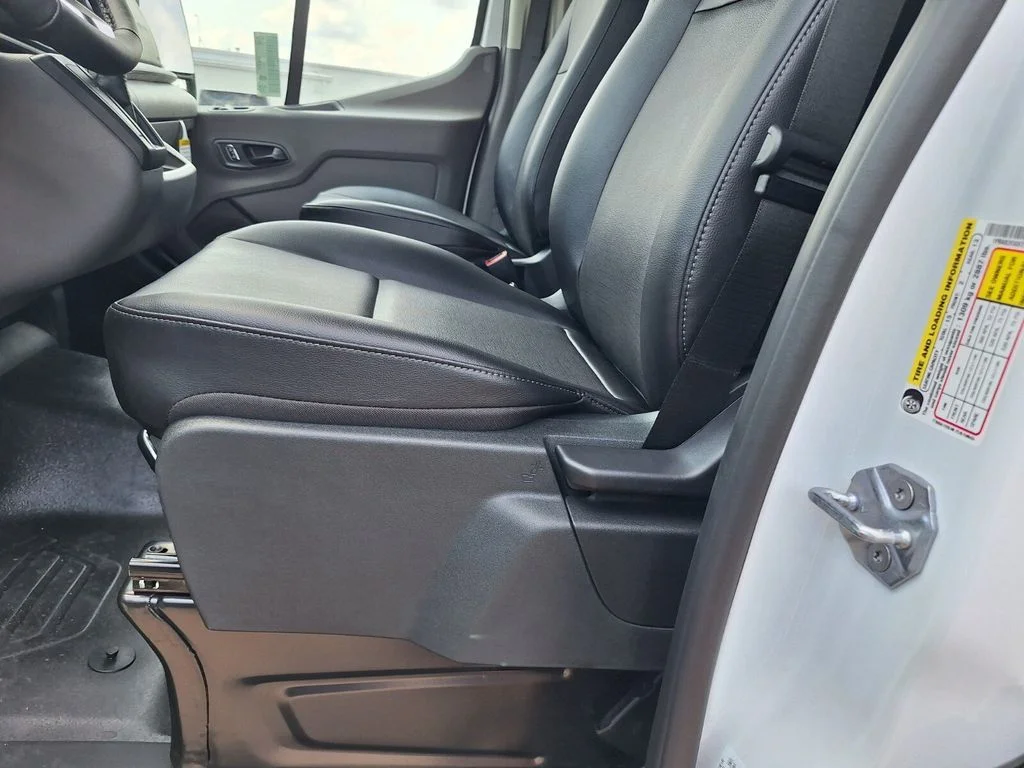 New 2026 Oxford White Ford Passenger Van XL image 11