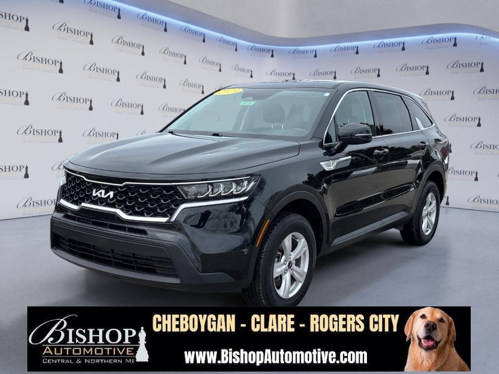 Pre-Owned 2023 Kia Sorento LX
