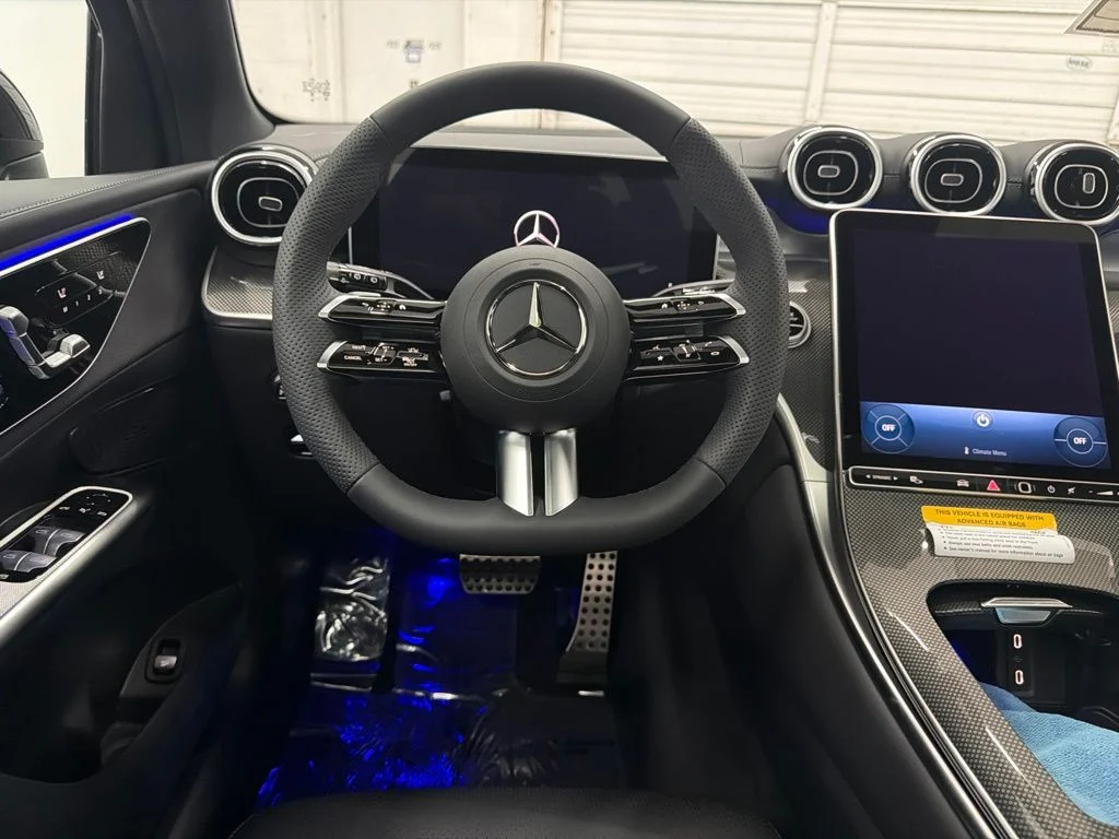 New 2026 Black Mercedes-Benz GLC 300 image 20