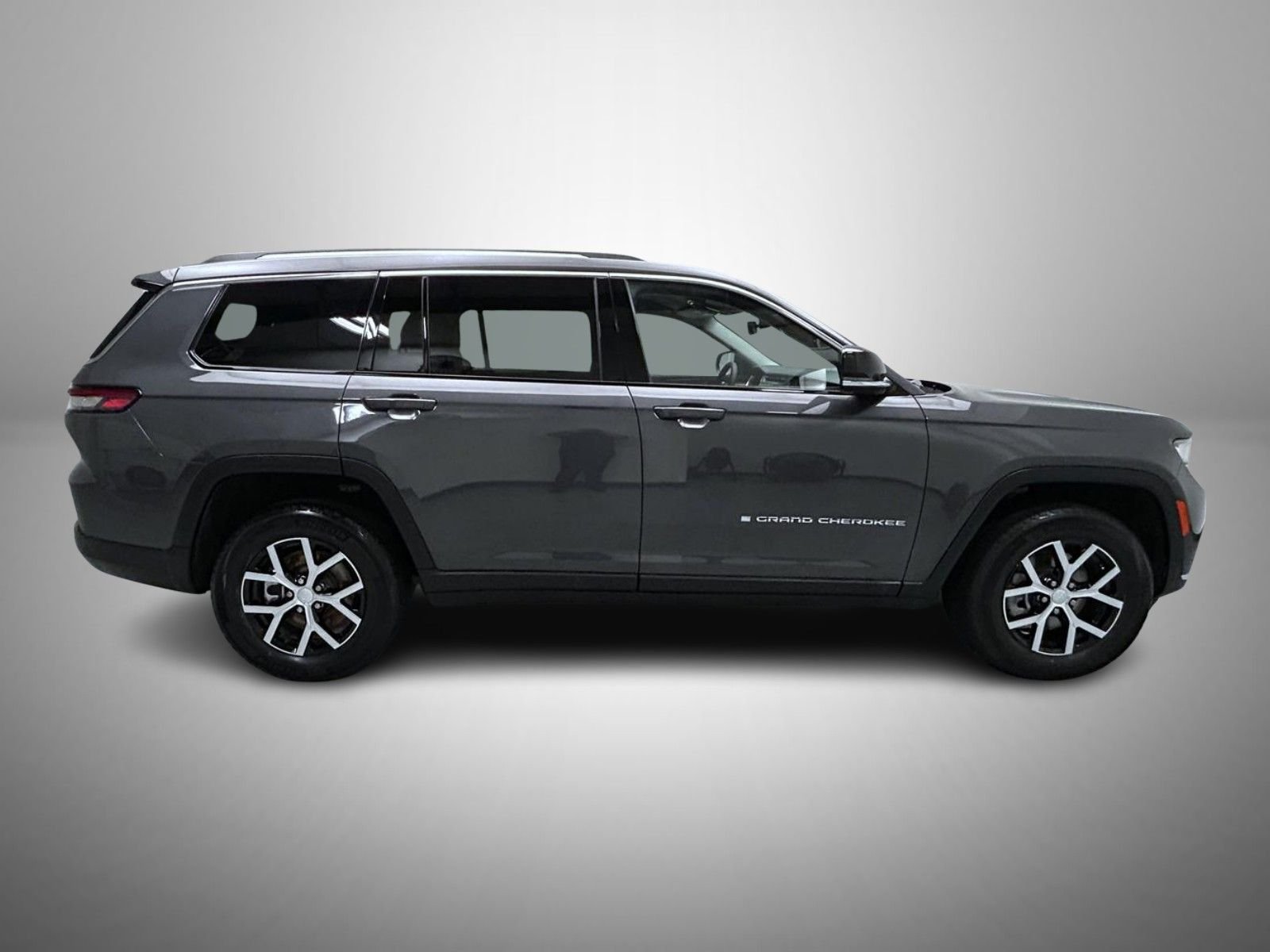 Used 2023 Gray Jeep Limited image 4