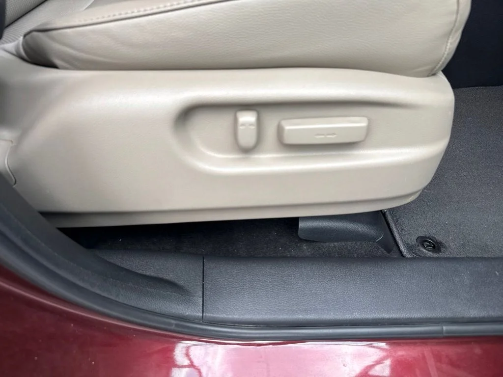 Certified Used 2018  Honda RTL-T image 32