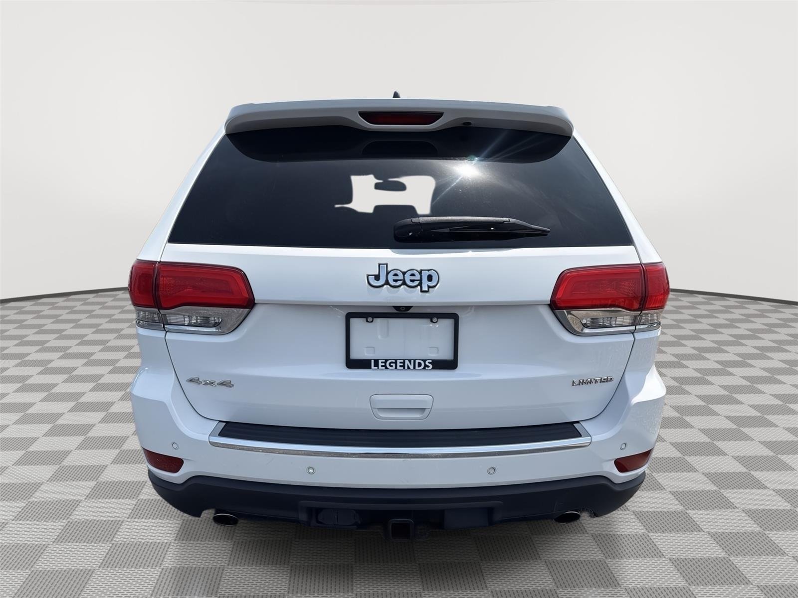 Used 2014 Bright White Clearcoat Jeep Limited image 10