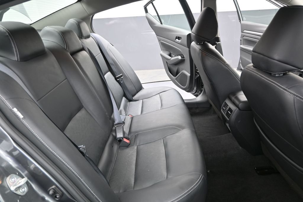 Used 2023 Gray Nissan 2.5 SL image 31