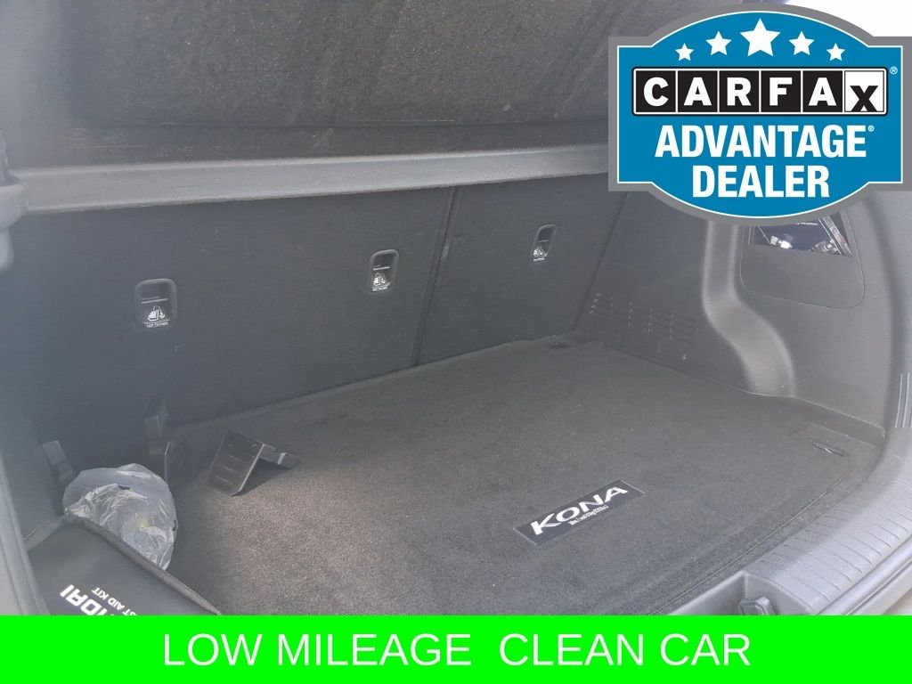 Used 2023 Gray Hyundai SEL image 15
