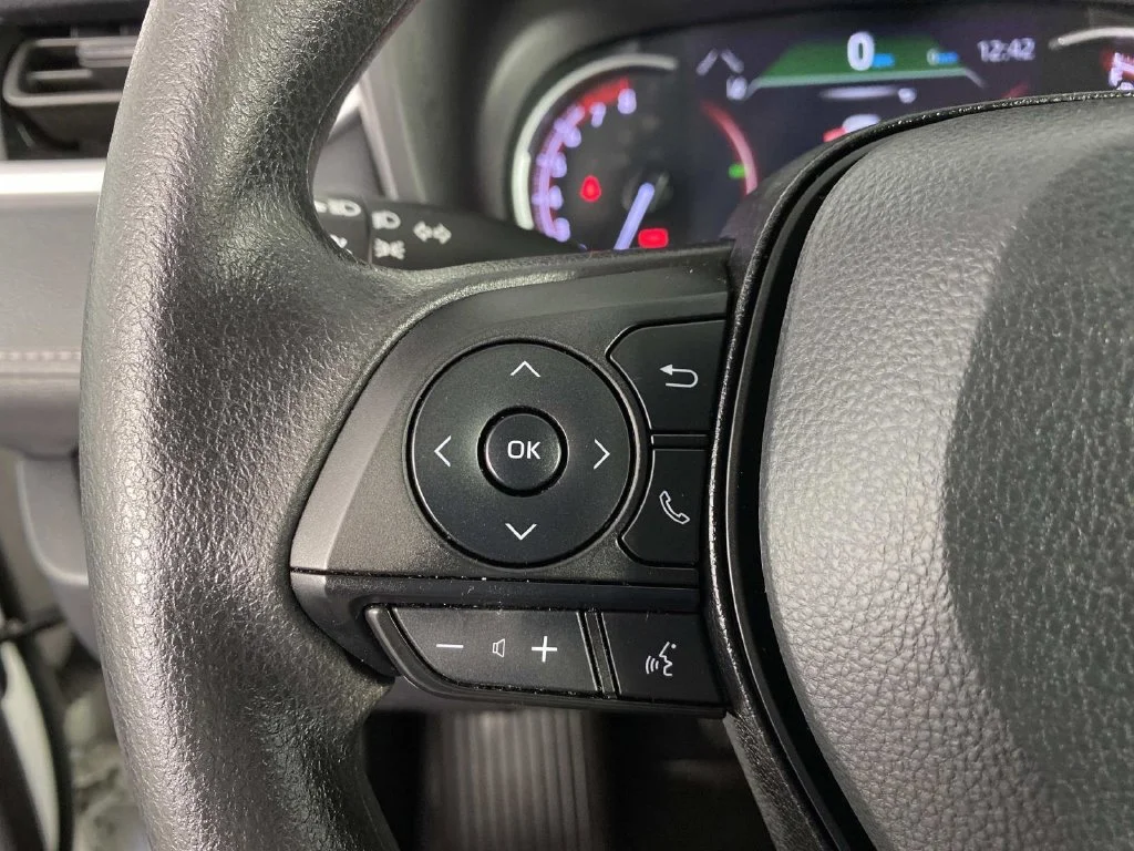 Used 2024 Ice Toyota LE image 15