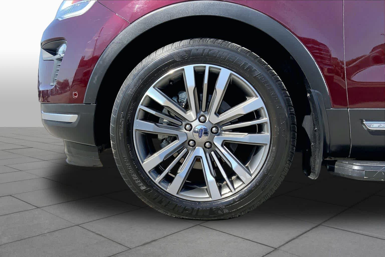 Used 2018 Burgundy Velvet Metallic Tinted Clearcoat Ford Platinum image 10