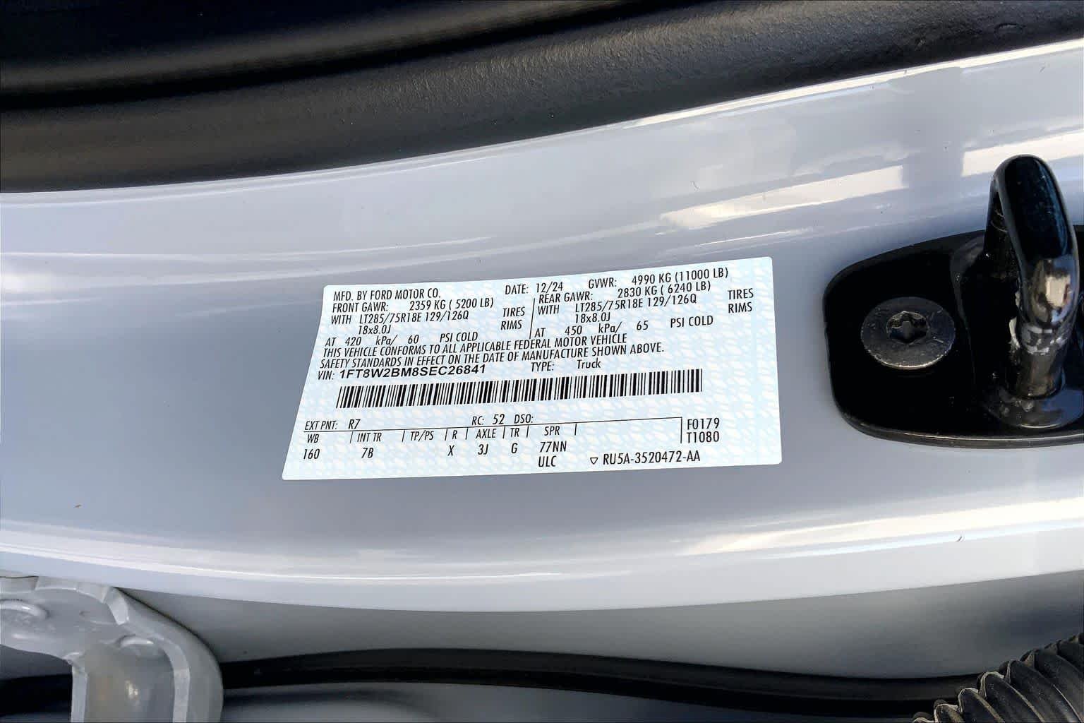 Used 2025 Glacier Gray Metallic Tri-Coat Ford Platinum image 34