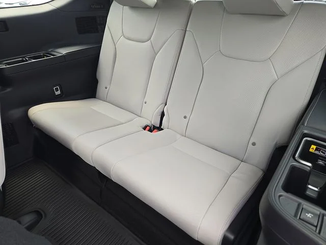 New 2026 Caviar Lexus PREMIUM AWD image 15