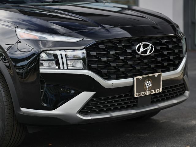 Used 2023 Twilight Black Hyundai SE image 2
