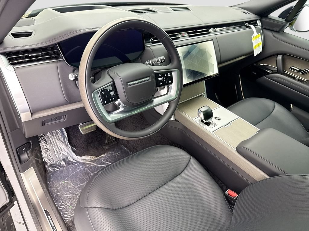 New 2026 Borasco Grey LAND ROVER SV Signature Suite image 9