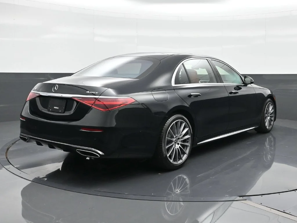 Used 2026 Black Mercedes-Benz S 580 image 14