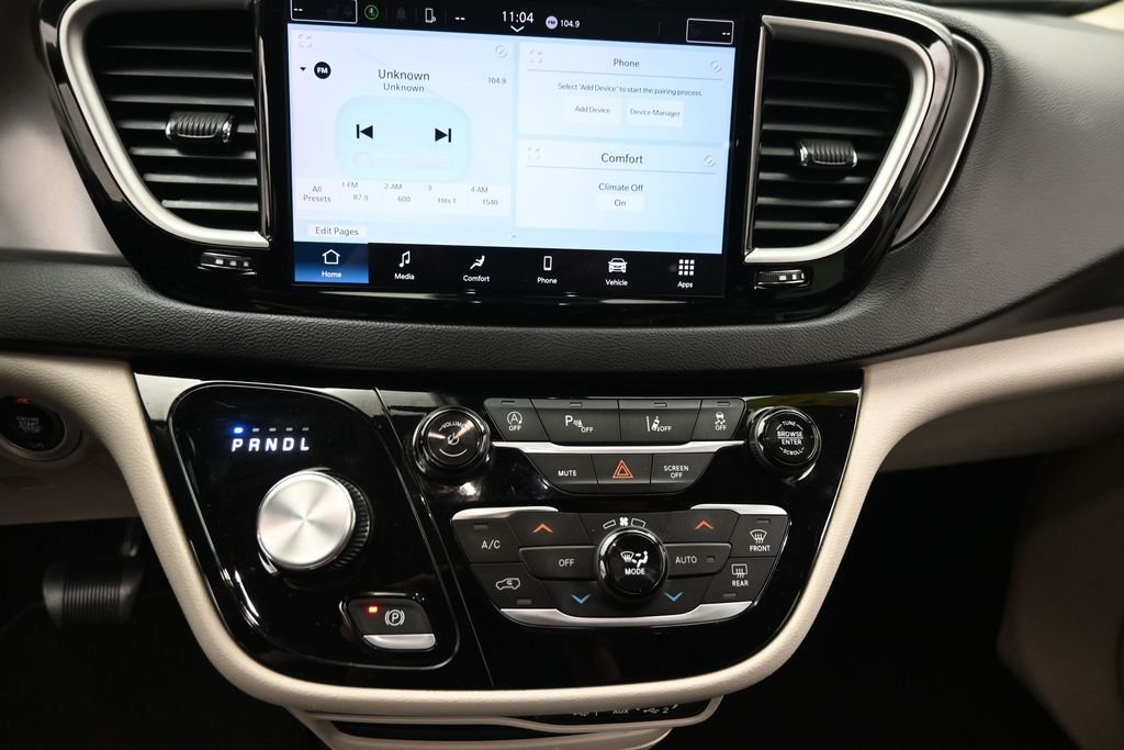 Used 2023 Gray Chrysler Touring L image 18